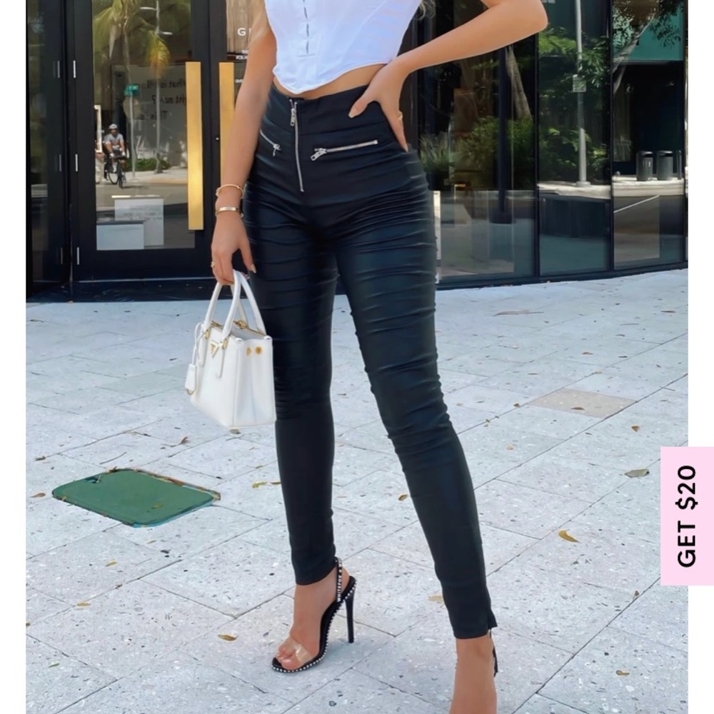 White fox boutique acting out pants
